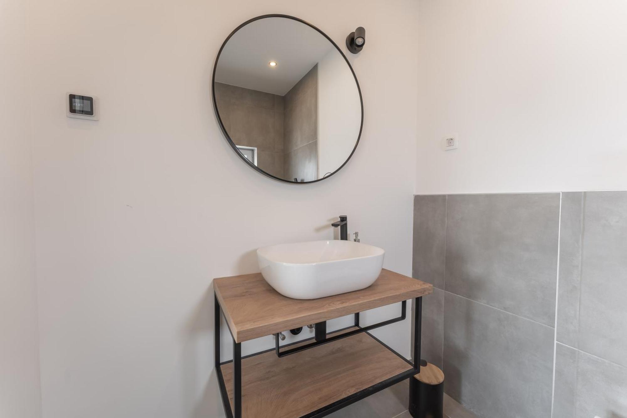 Bernie Apartments With A Pool Zadar Extérieur photo
